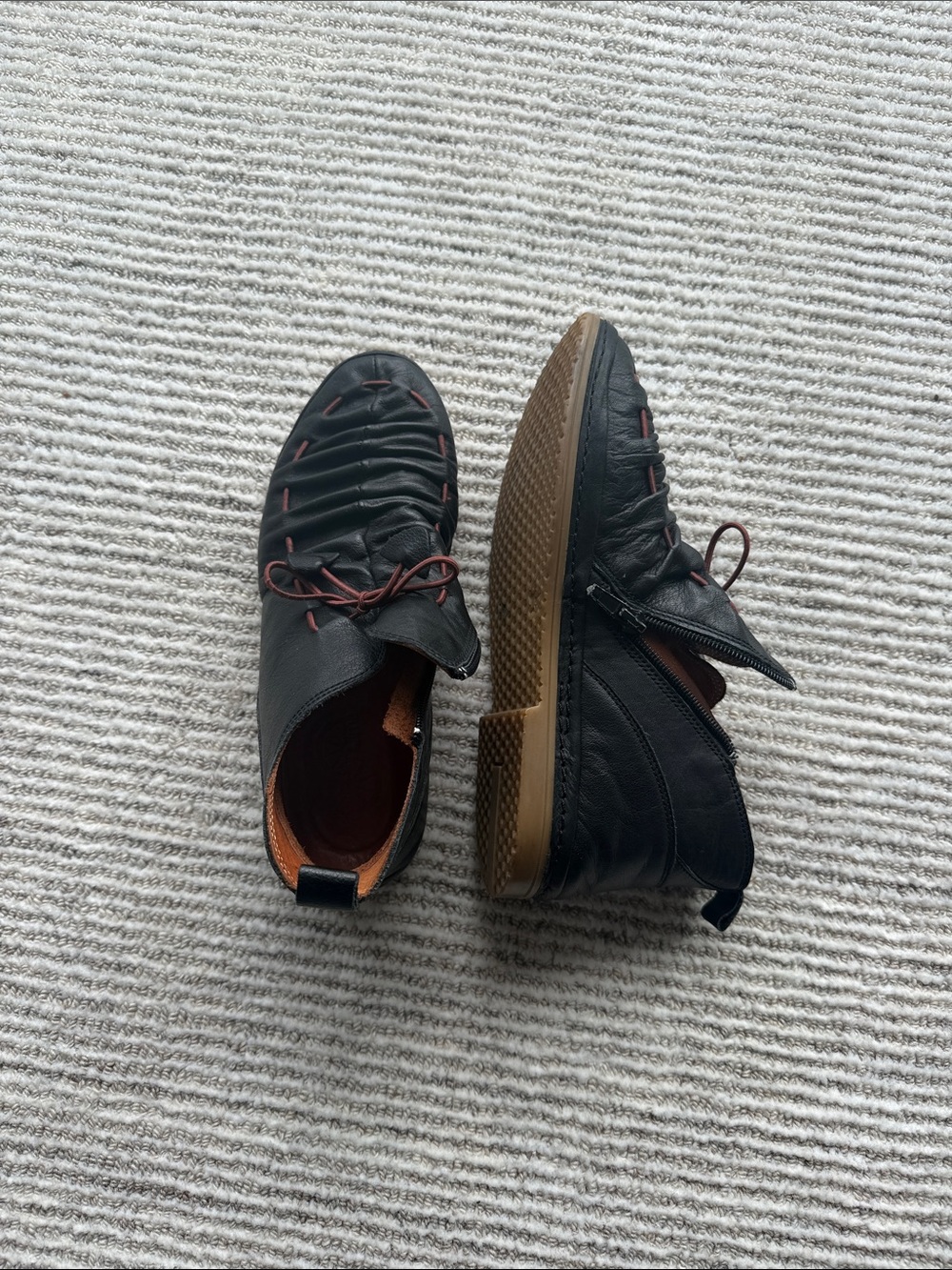 Women’s lemon lime  Black Leather Casual Lace-Up Shoes with Gum Sole